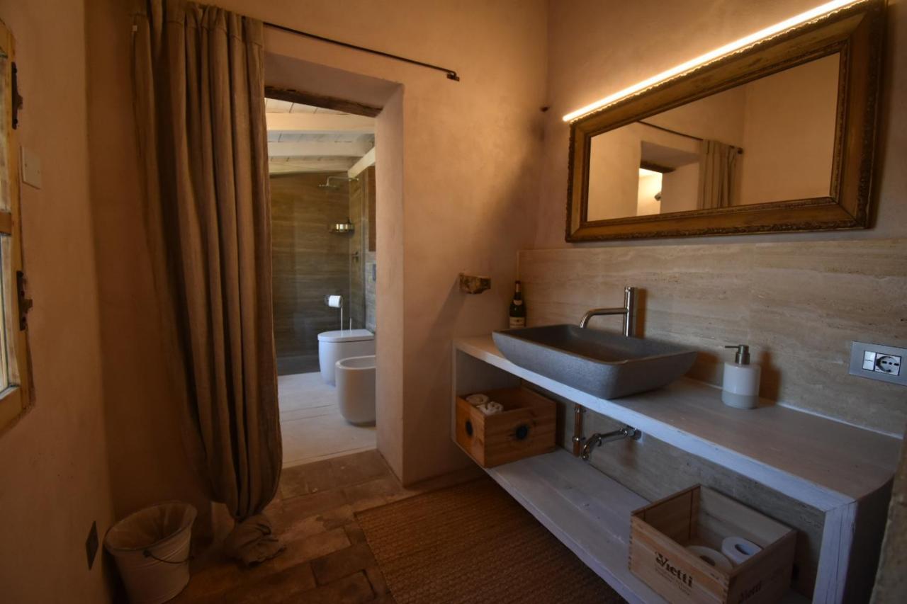Locanda SottolaLuna Viano Bagian luar foto